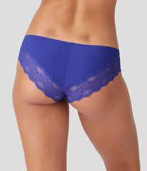 b.bare Cheeky: Bel Air Blue